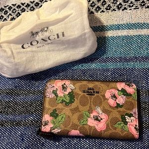 Coach Medium Zip Around Wallet In Signature Canvas With Blossom Print